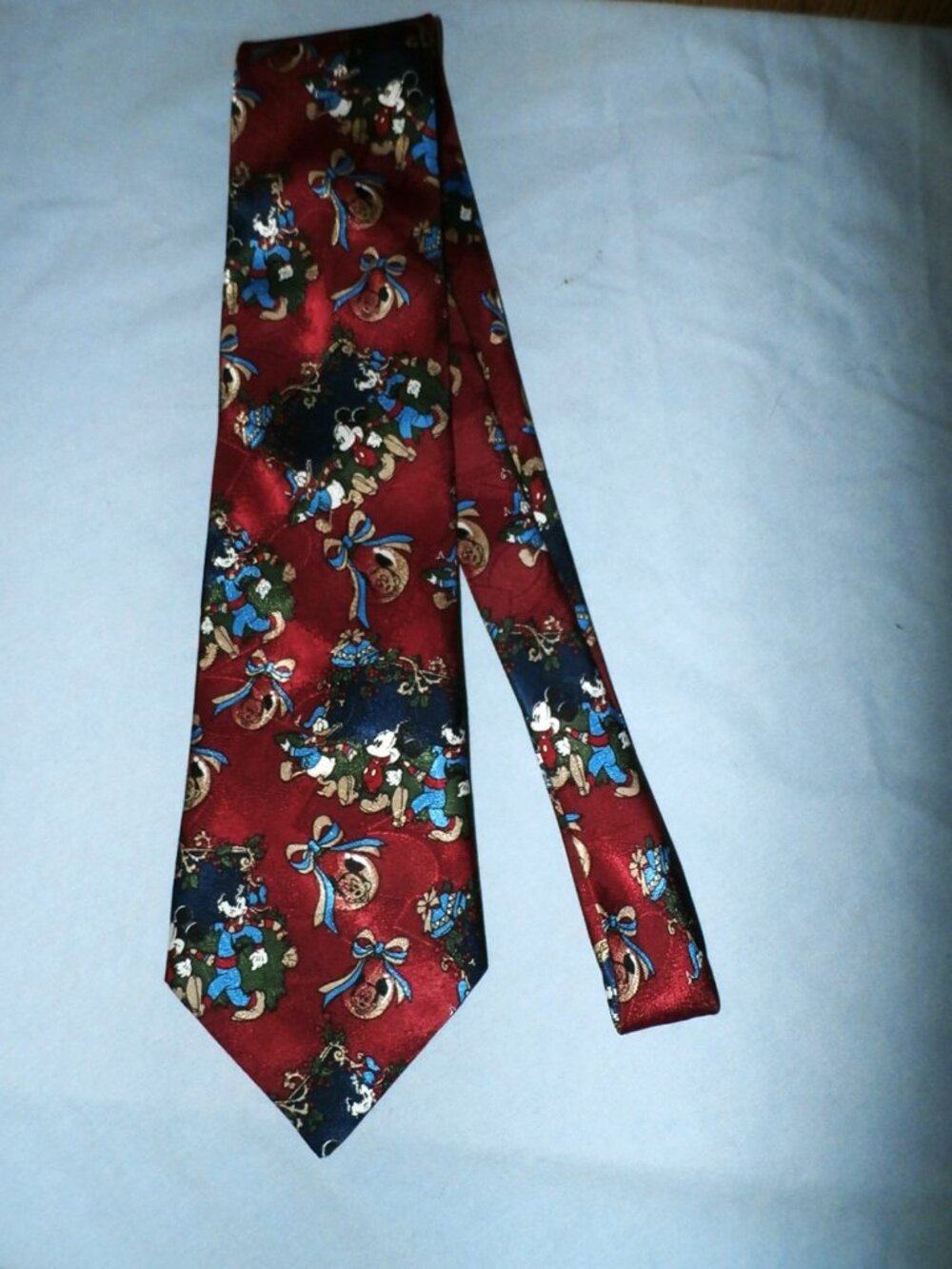 Vintage Mickey Unlimited Christmas Neck Tie Disney Mickey Mouse Goofy Donald